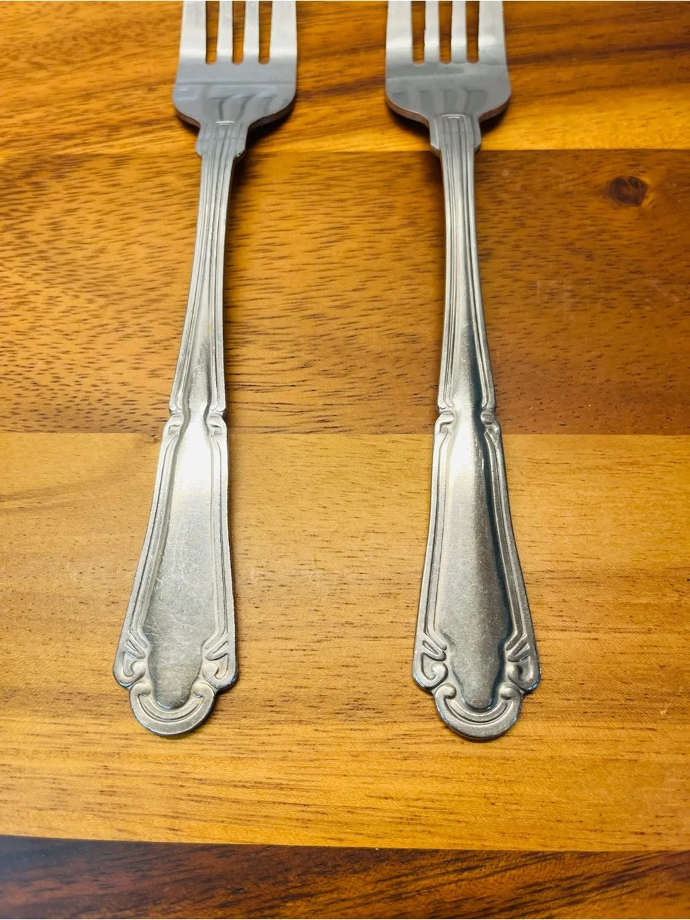 Classic Stainless Steel Dinner Forks - Silver (Set of 2)